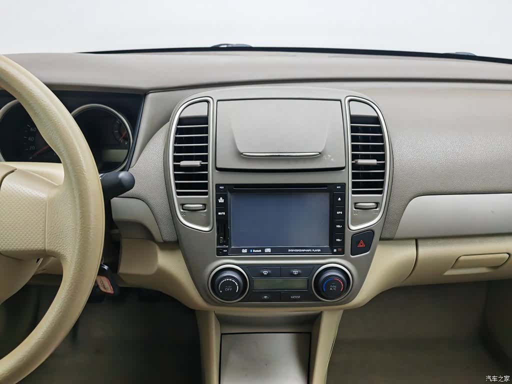 Nissan Sylphy, 2014 12