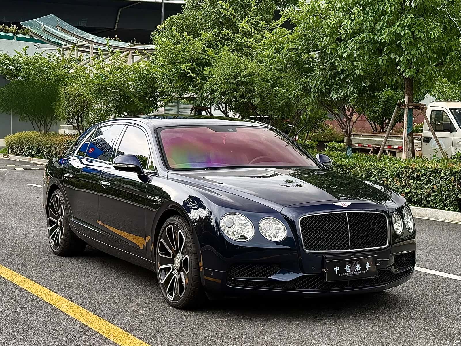Bentley Flying Spur, 2017 3