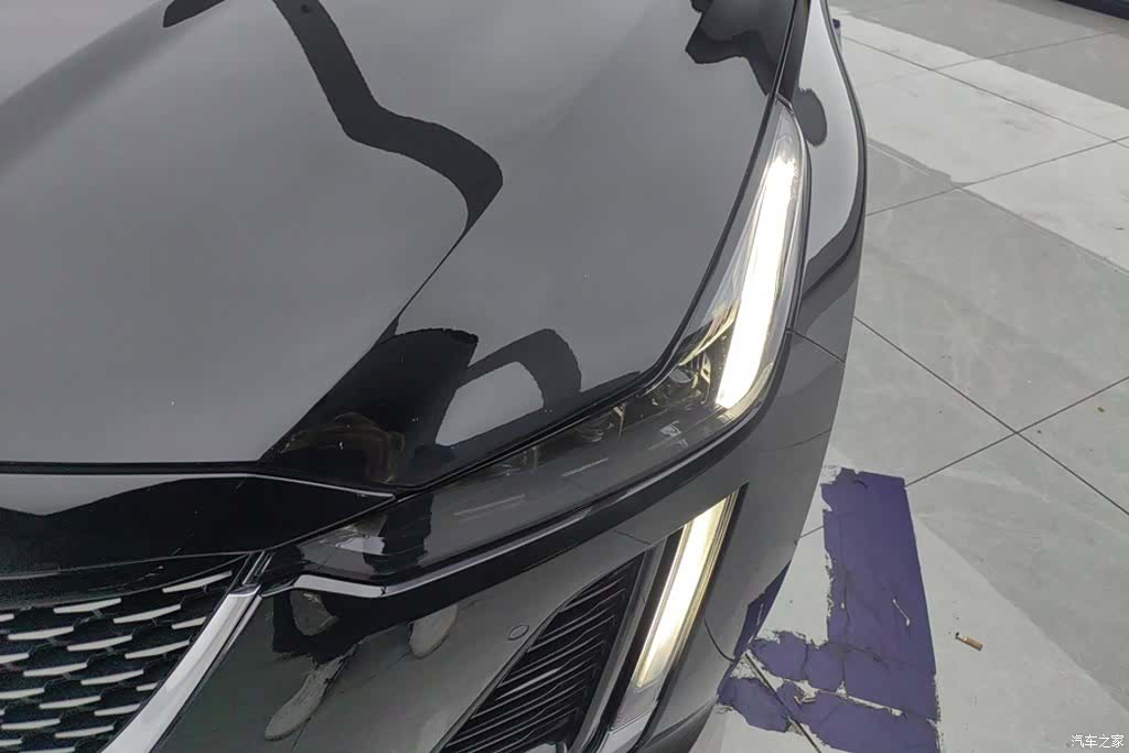 Cadillac CT5, 2022 все фото