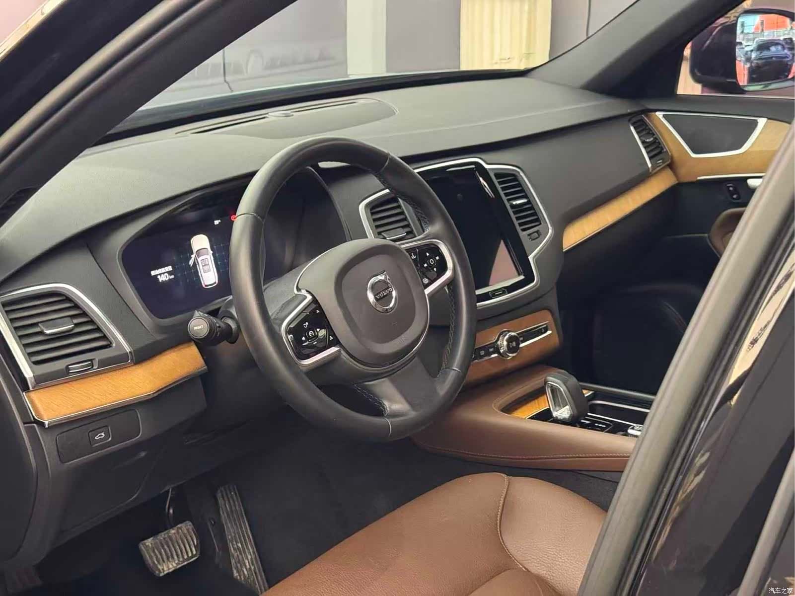 Volvo XC90, 2023 6