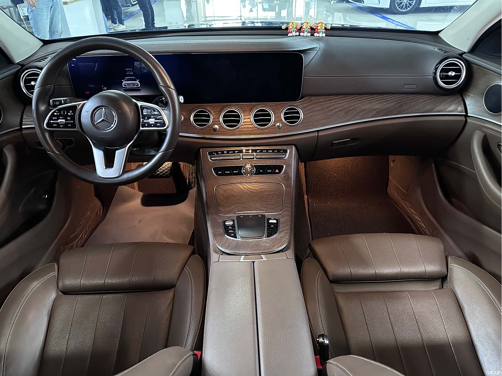 Mercedes-Benz E-Class, 2019 4