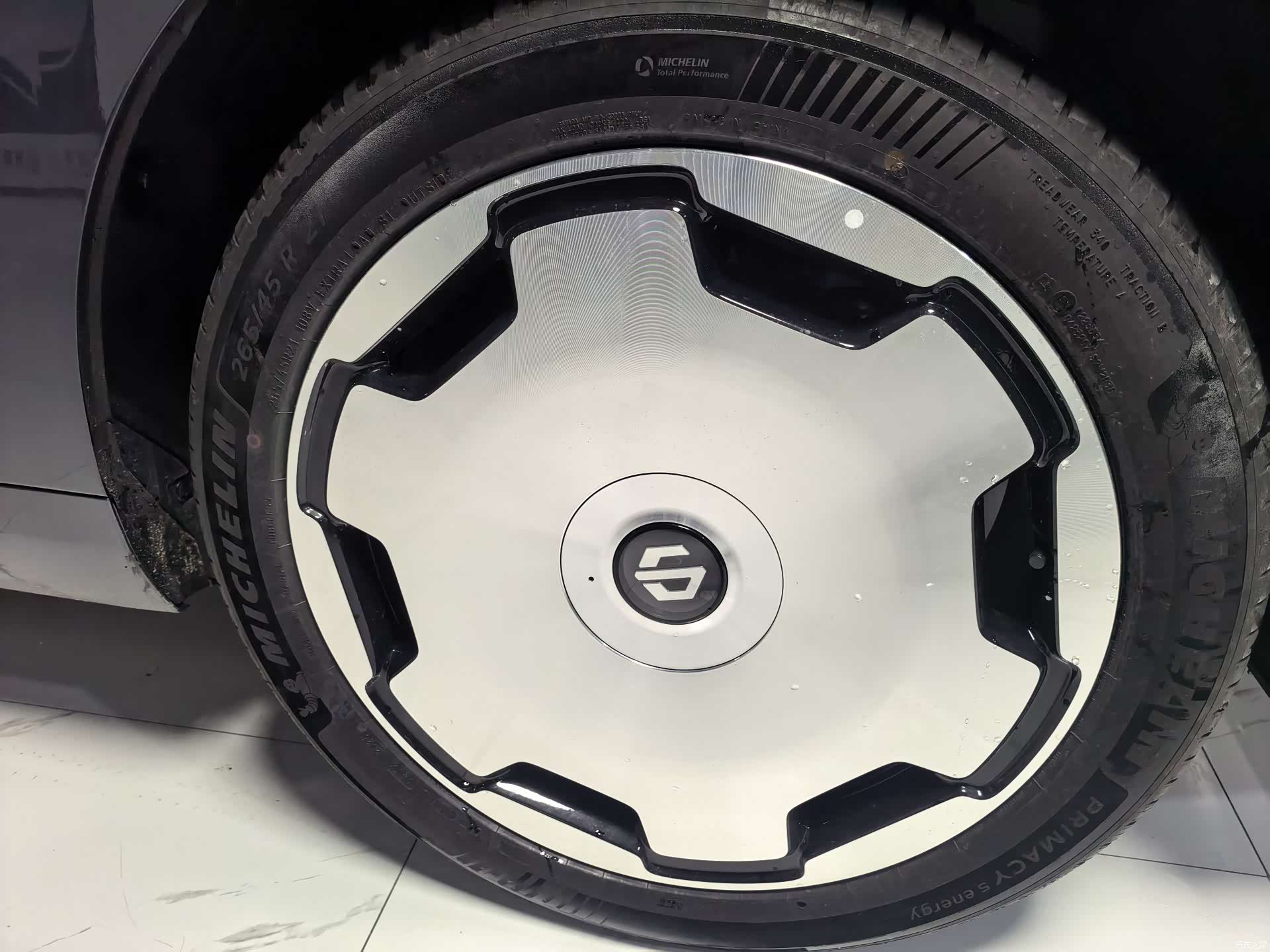 Leapmotor D19, 2026 16
