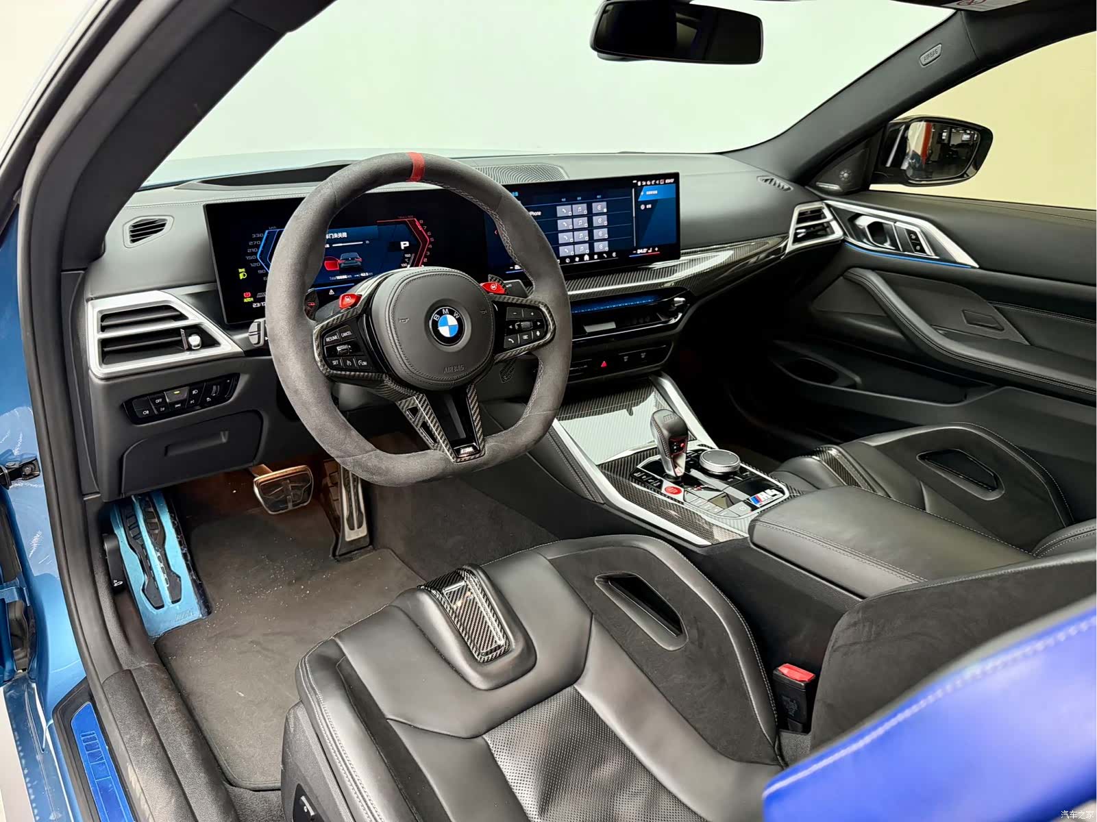 BMW M4, 2025 7