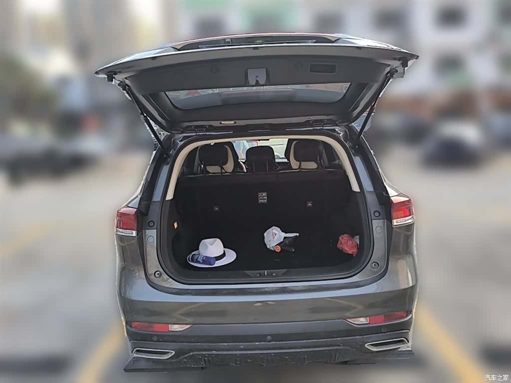 Changan X7, 2022 10