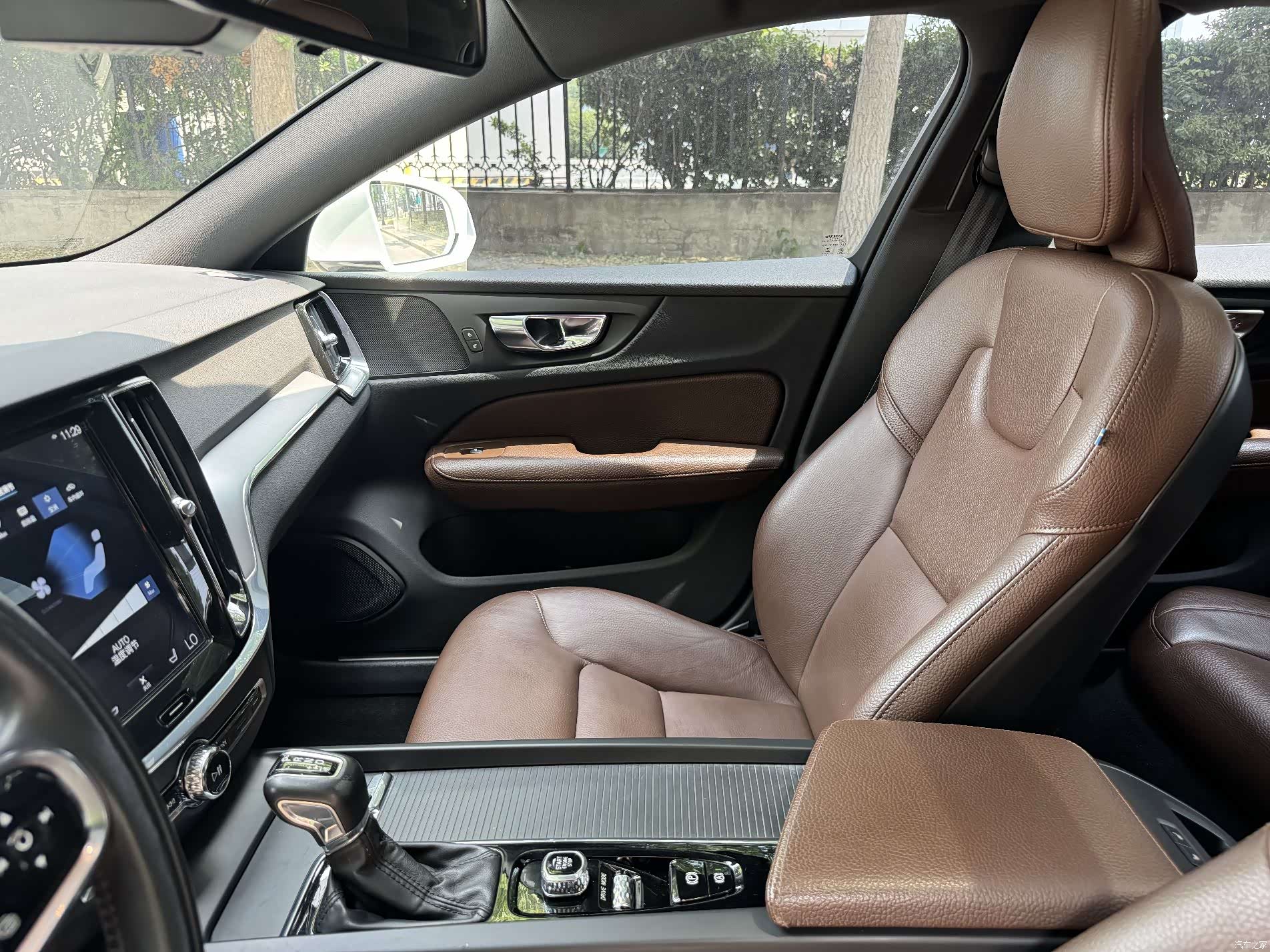 Volvo S60, 2020 21