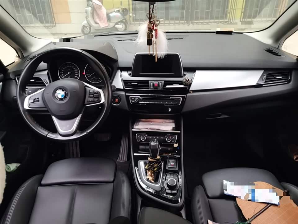 BMW 2 series station wagon