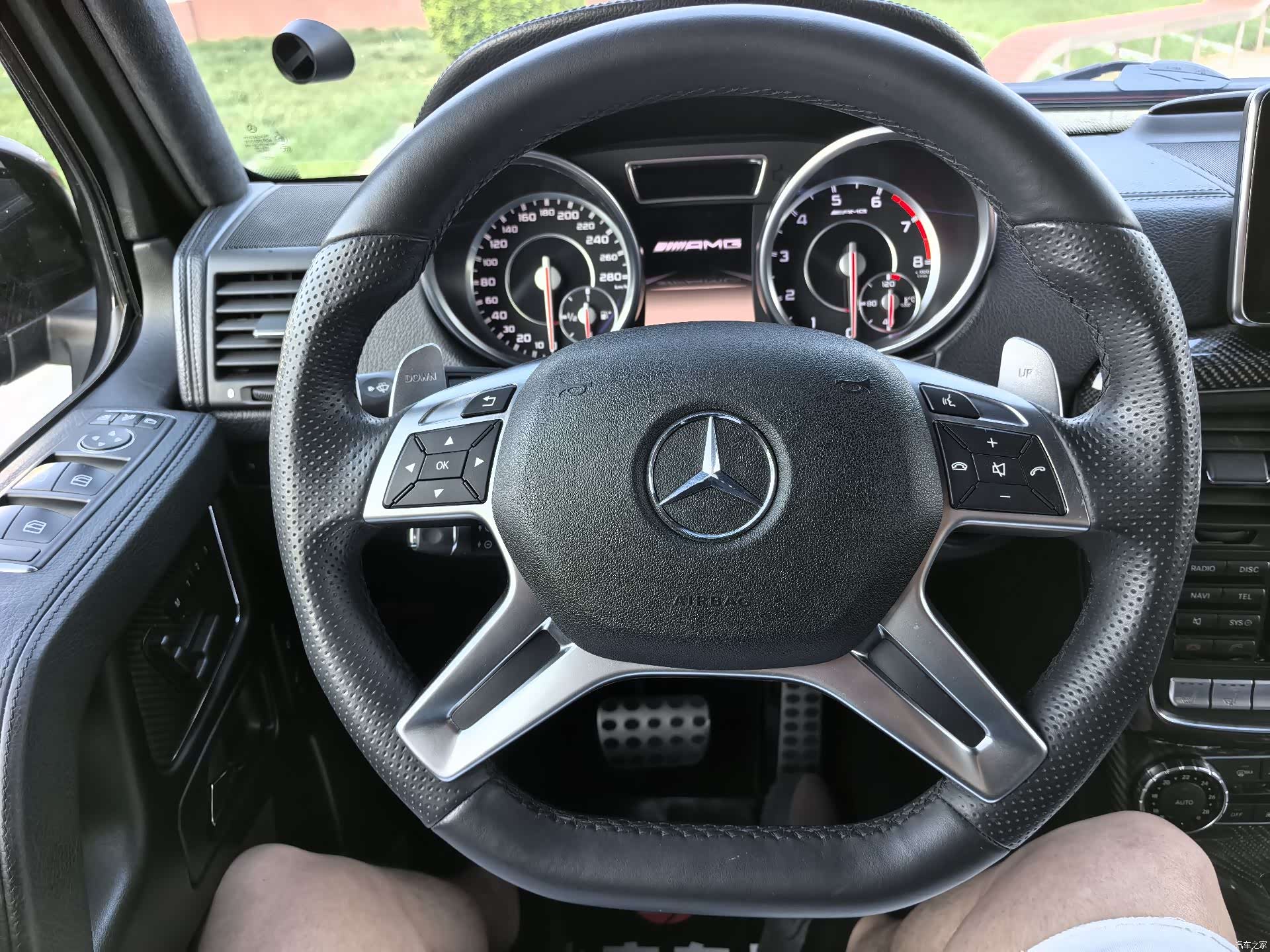 Mercedes-Benz G-Class, 2015 9