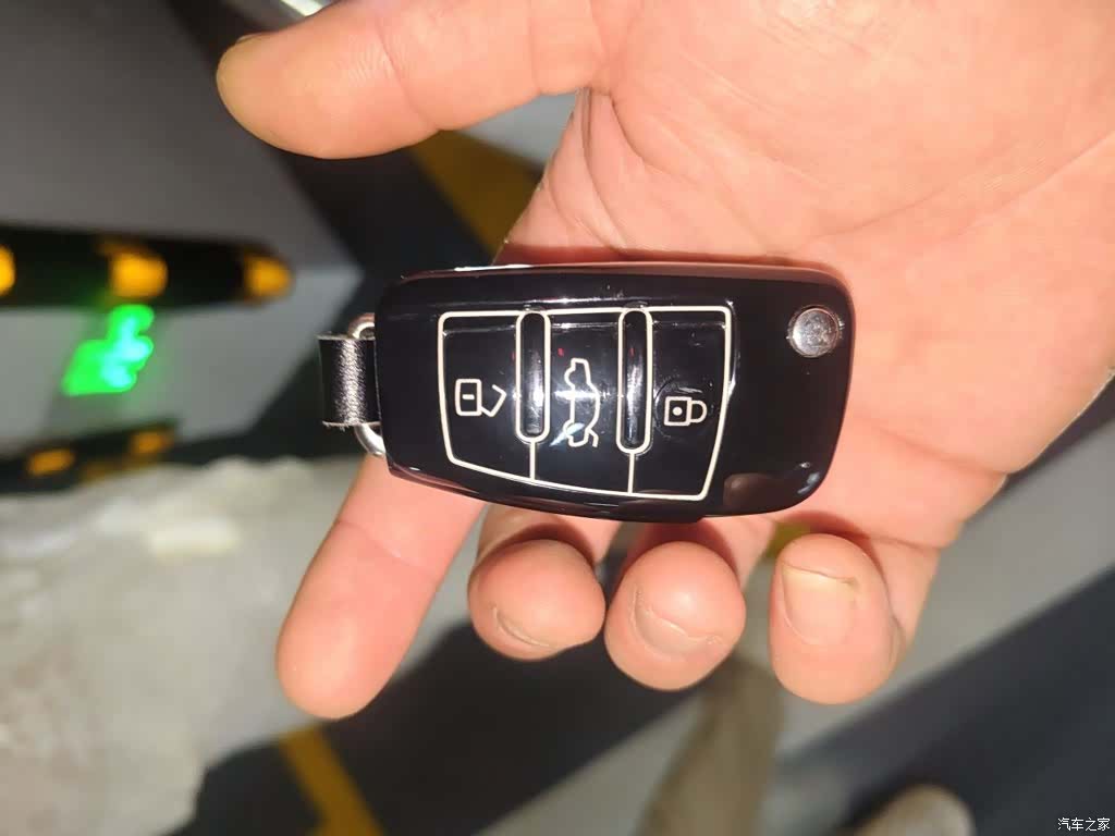 Audi Q3, 2022 12
