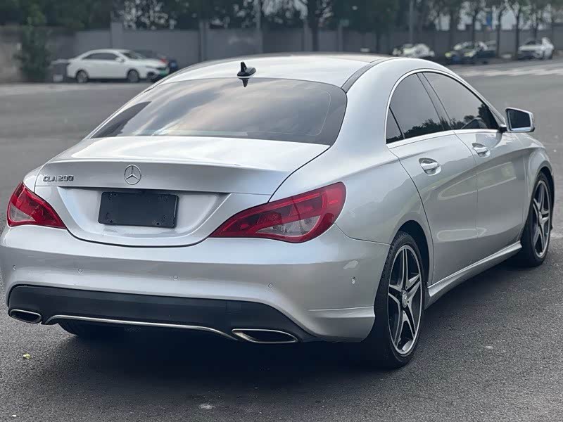 Mercedes-Benz CLA