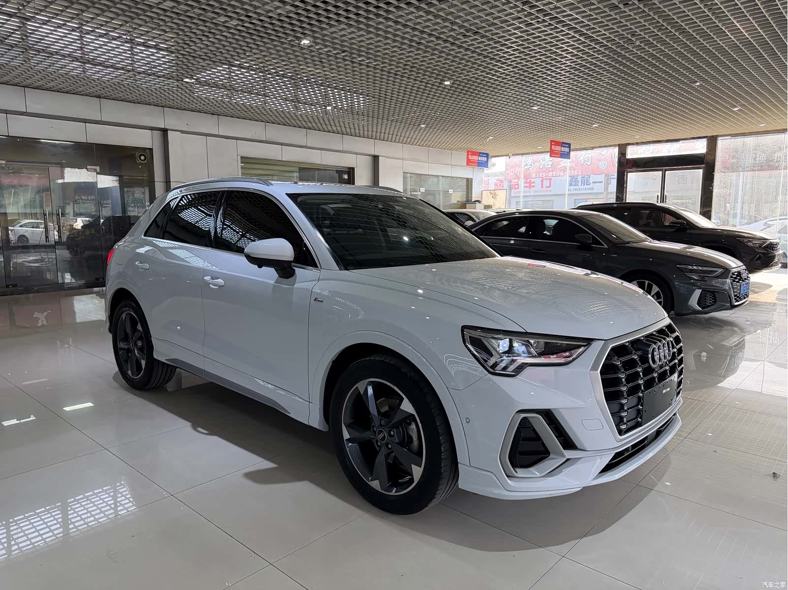 Audi Q3, 2022 3