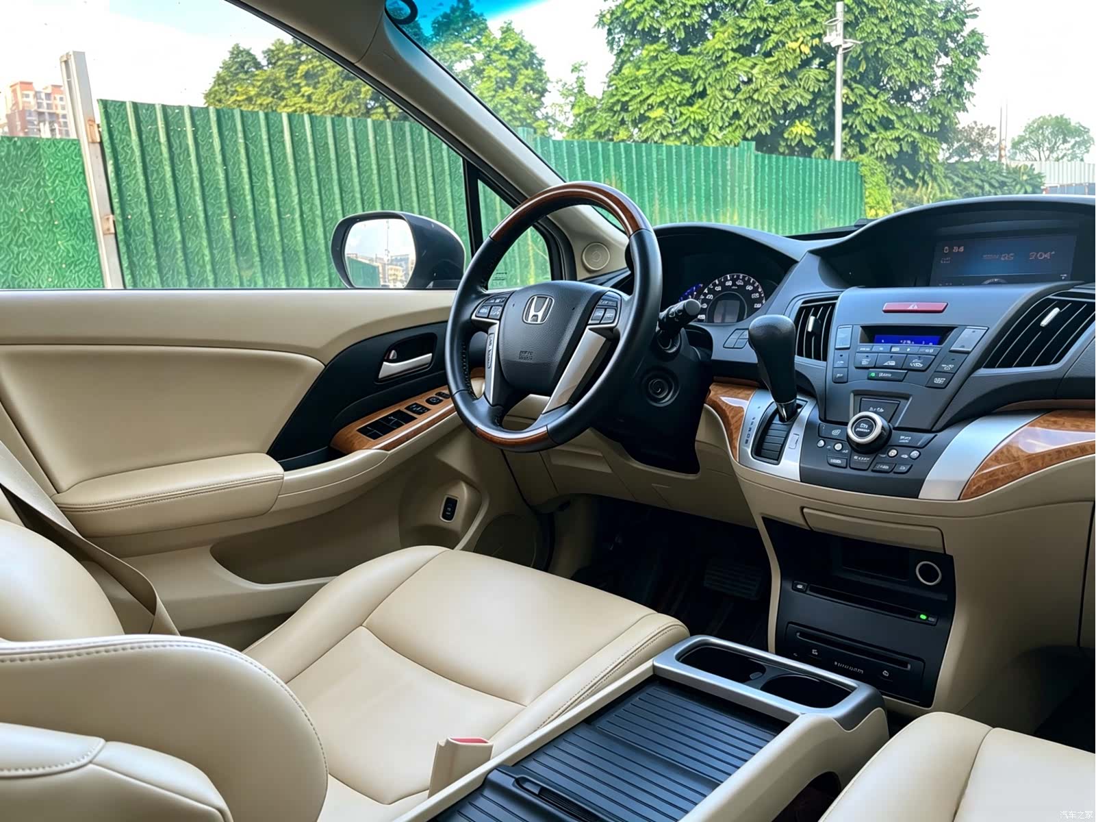 Honda Odyssey, 2012 11