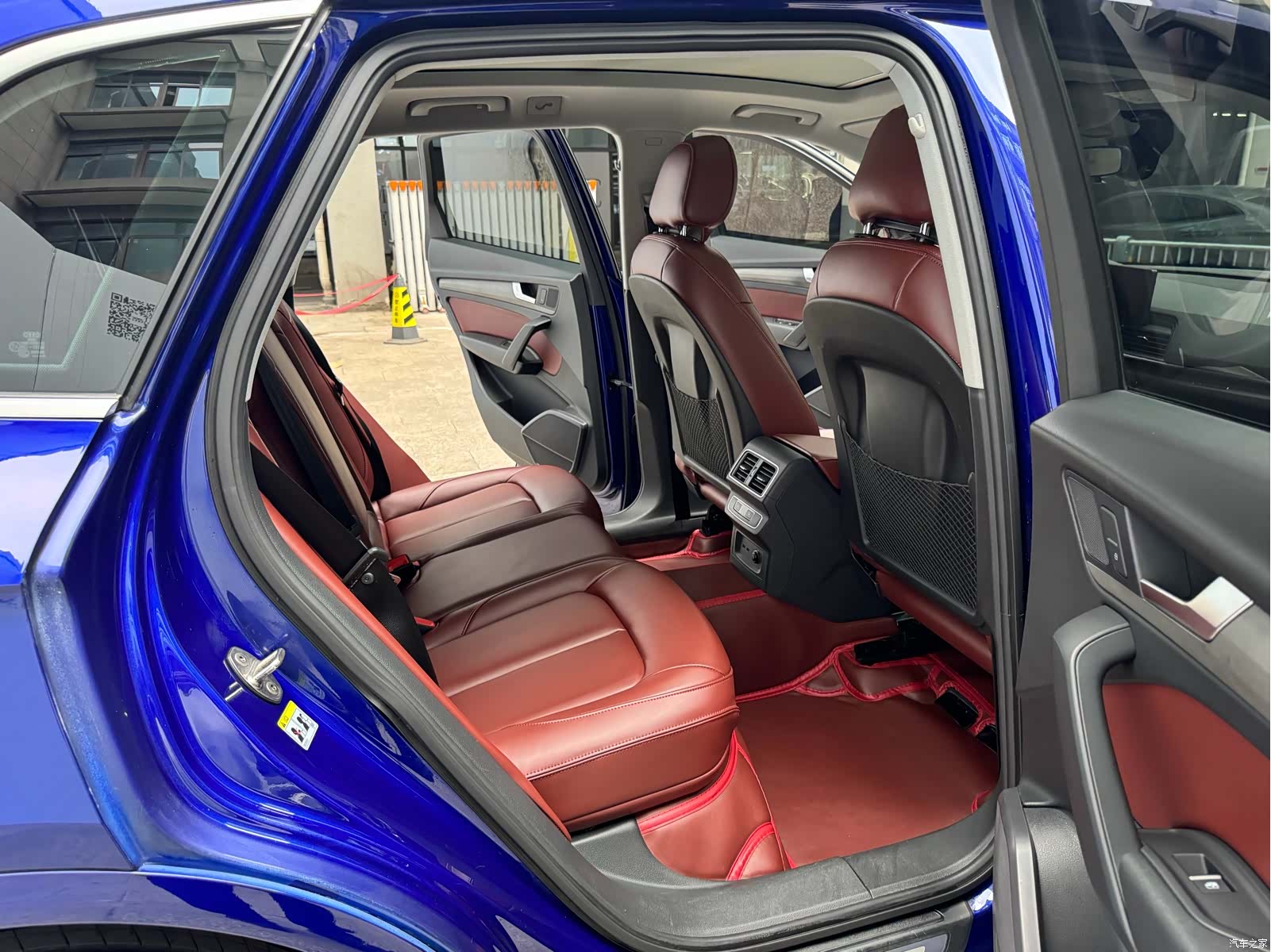 Audi Q5L, 2019 11