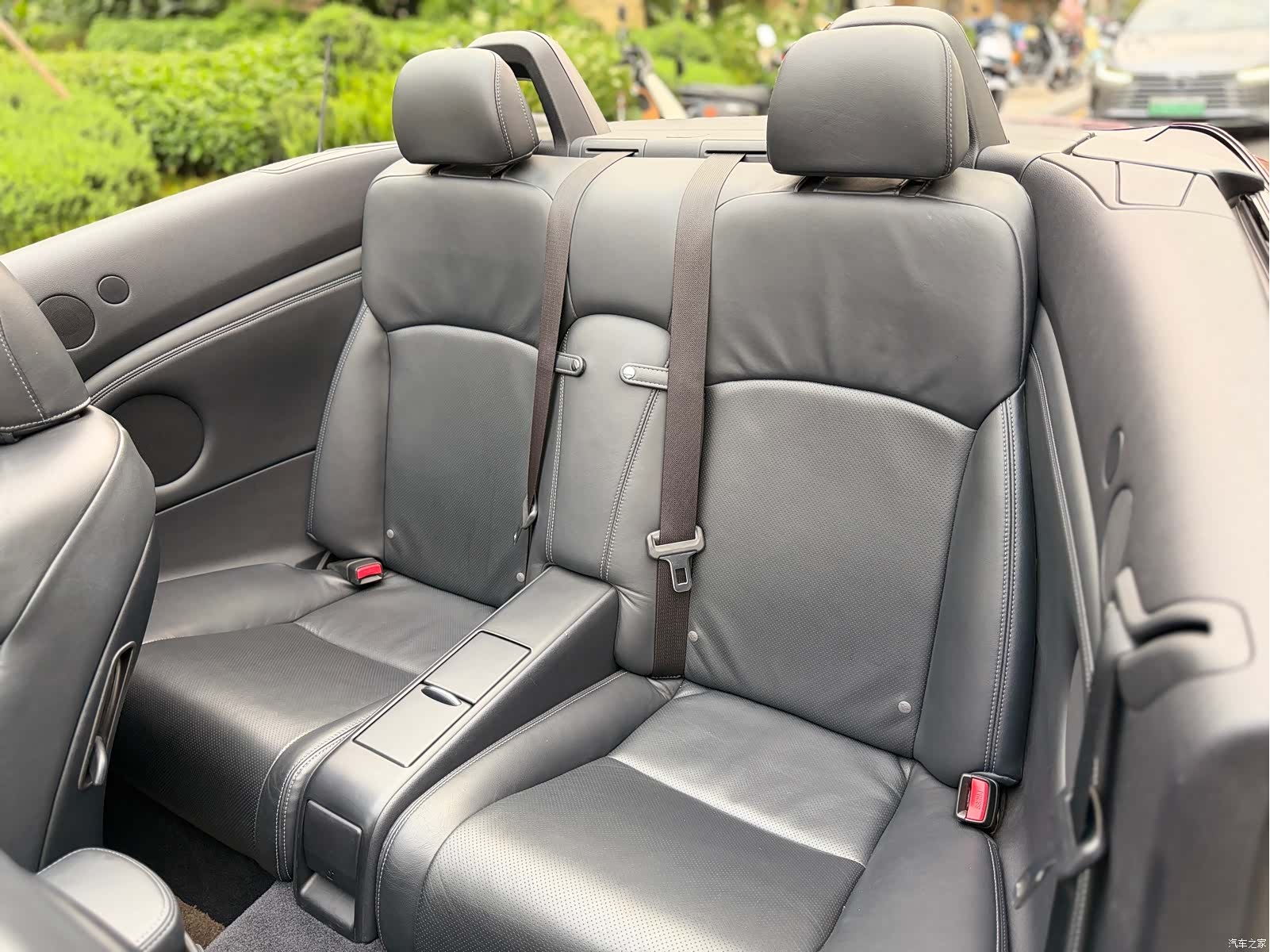 Lexus IS, 2011 13
