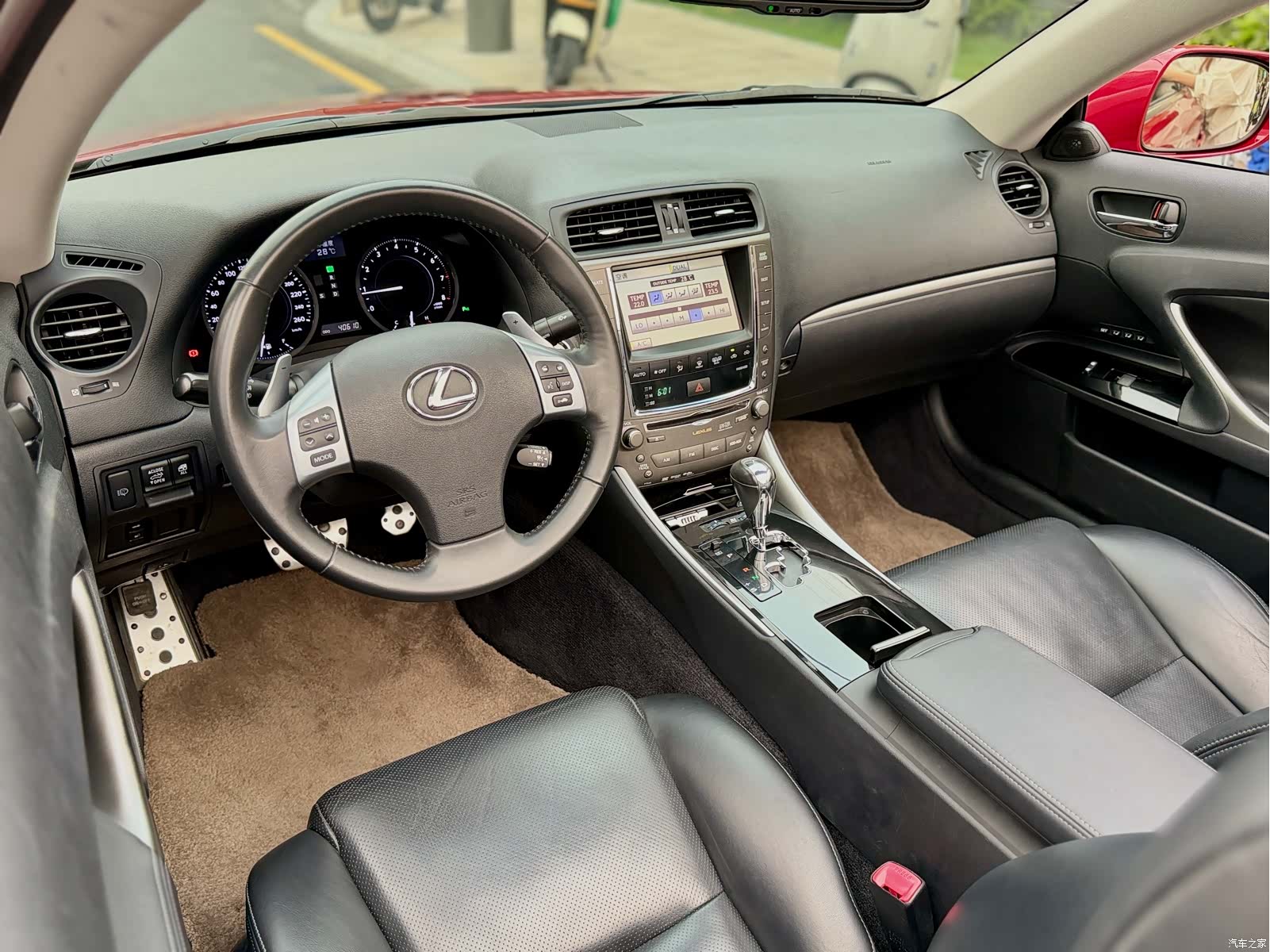 Lexus IS, 2011 11