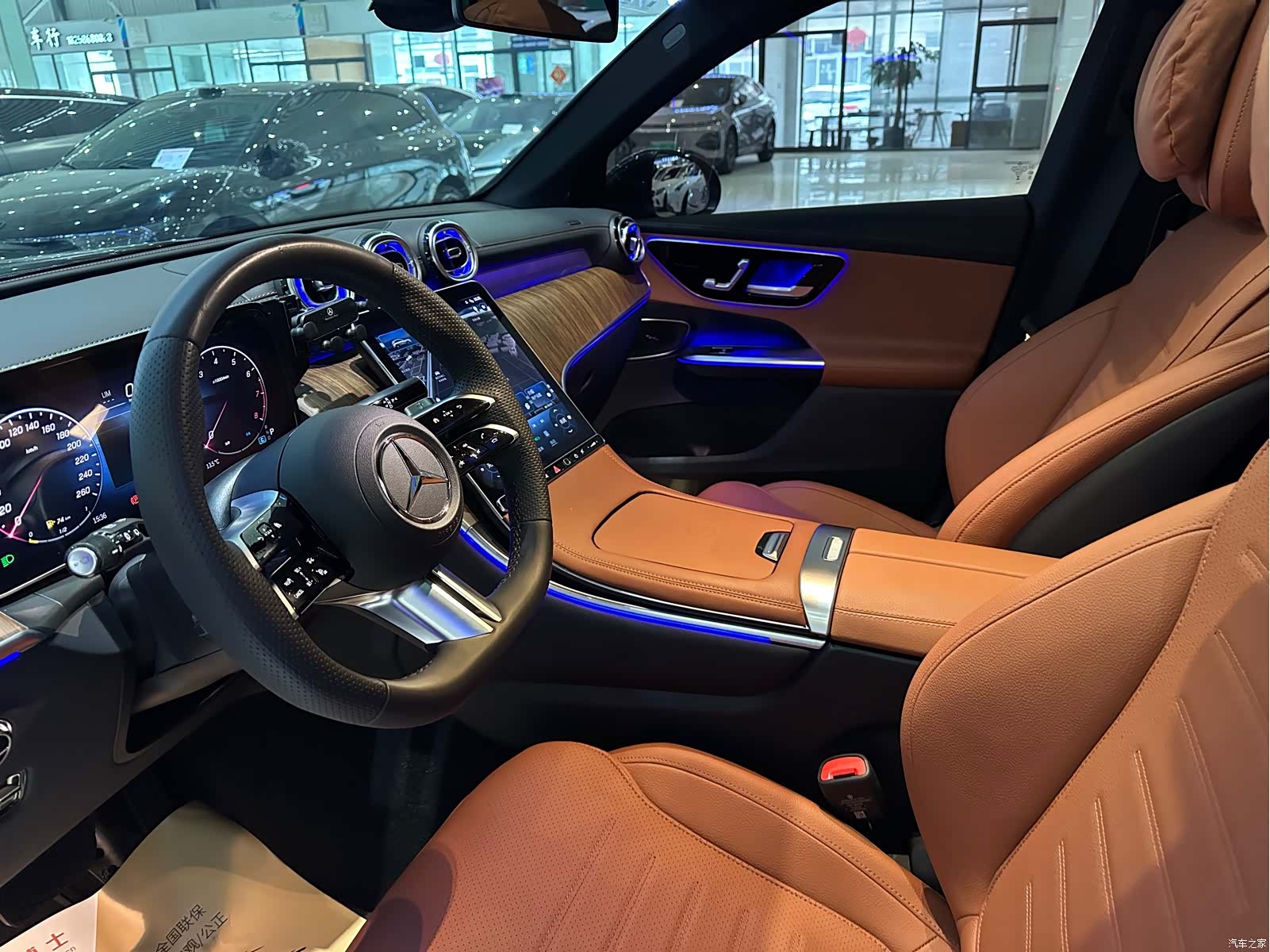Mercedes-Benz GLC, 2024 все фото