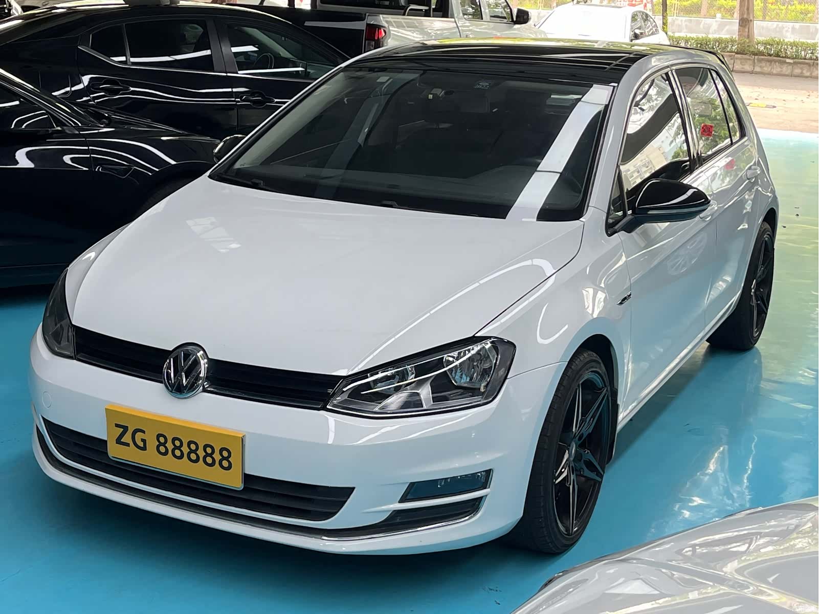 Volkswagen Golf, 2016 1