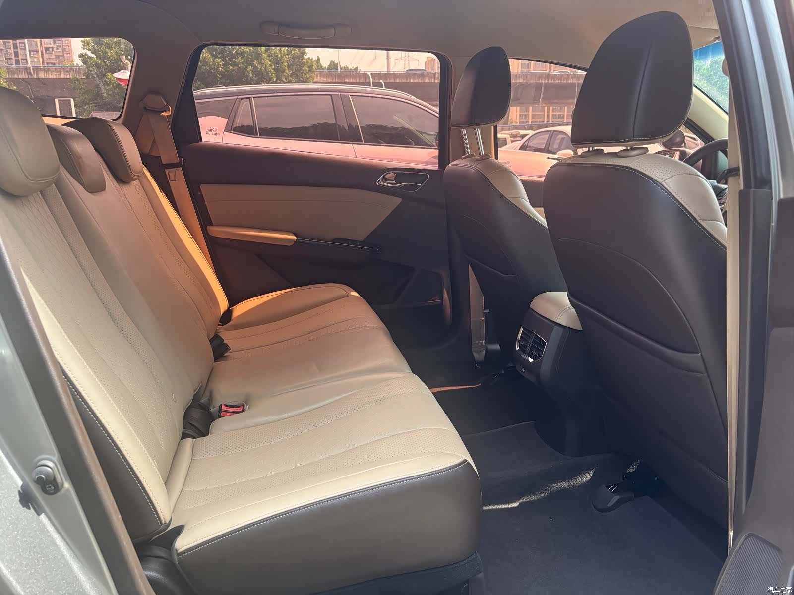 Wuling 310W, 2018 8