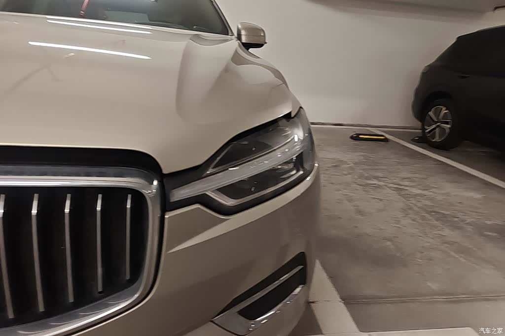 Volvo XC60, 2020 все фото