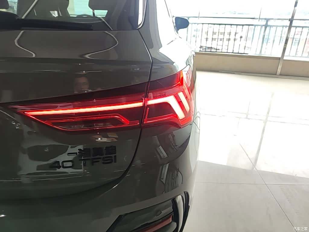 Audi Q3, 2025 8