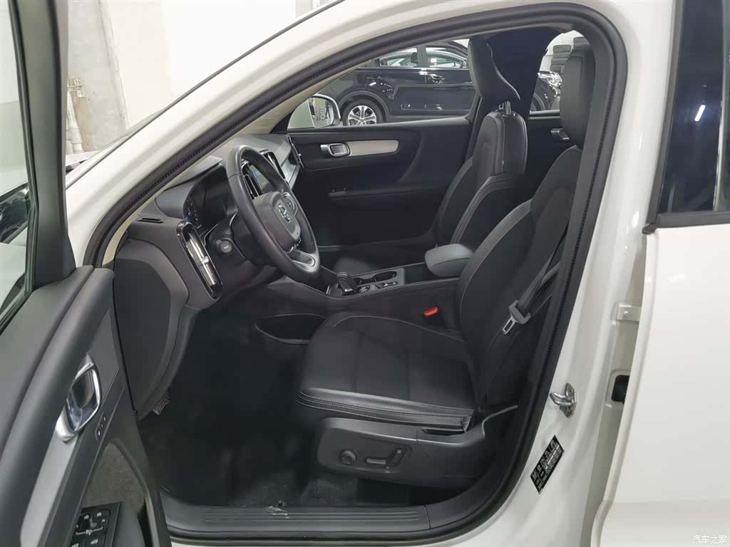 Volvo XC40, 2019 10