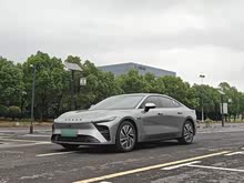 ��;ES 2025�� ���� Pro ���ٸ�����ʻ