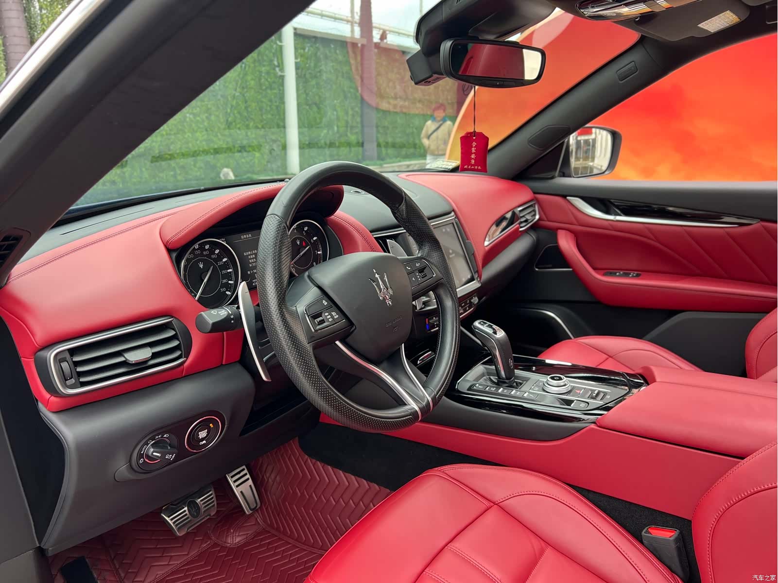 Maserati Levante, 2023 9