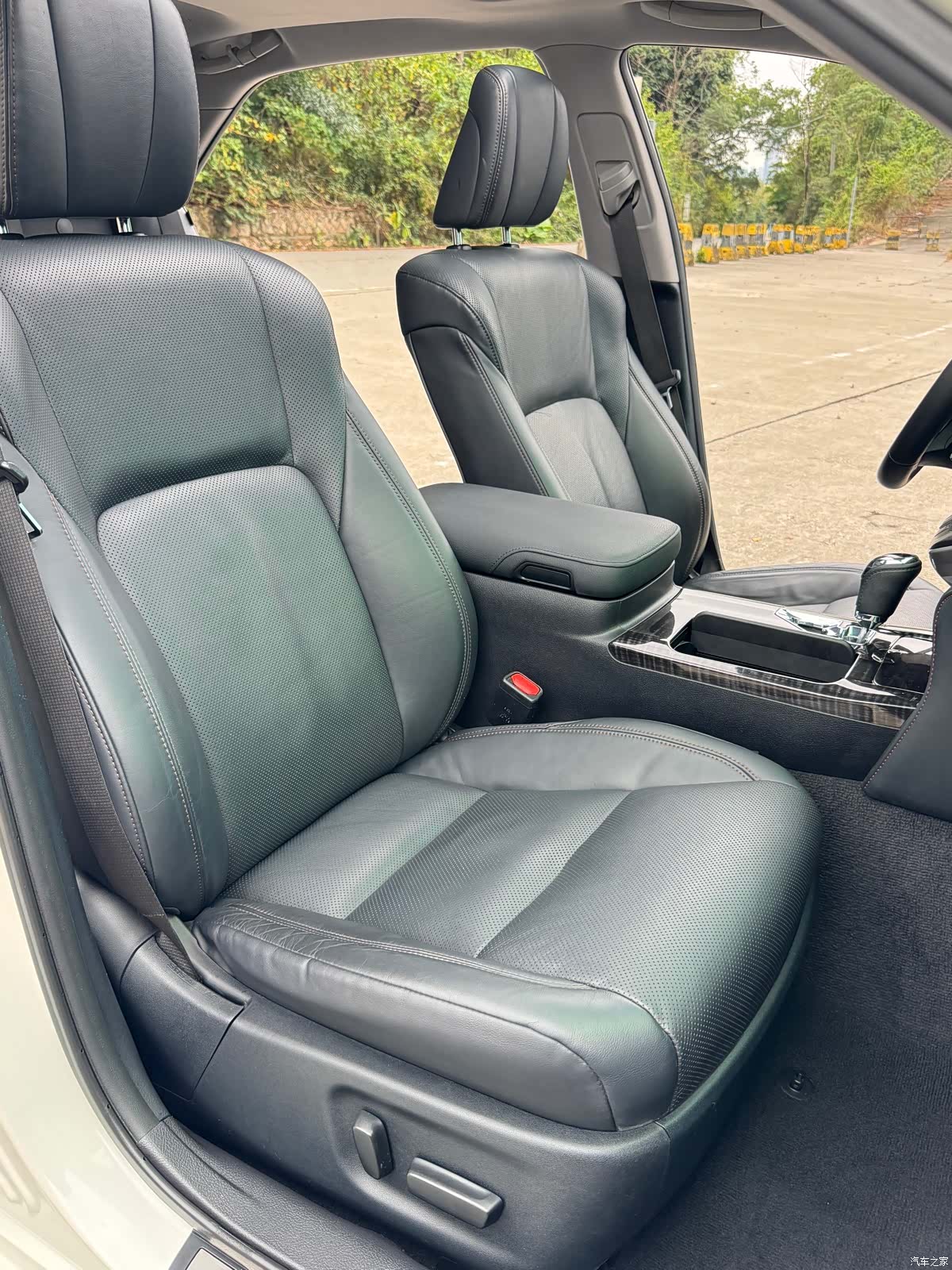 Toyota Crown, 2015 10