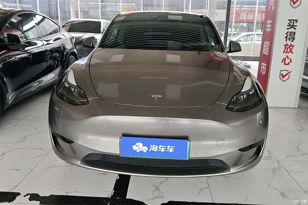Tesla Model Y, 2022 2