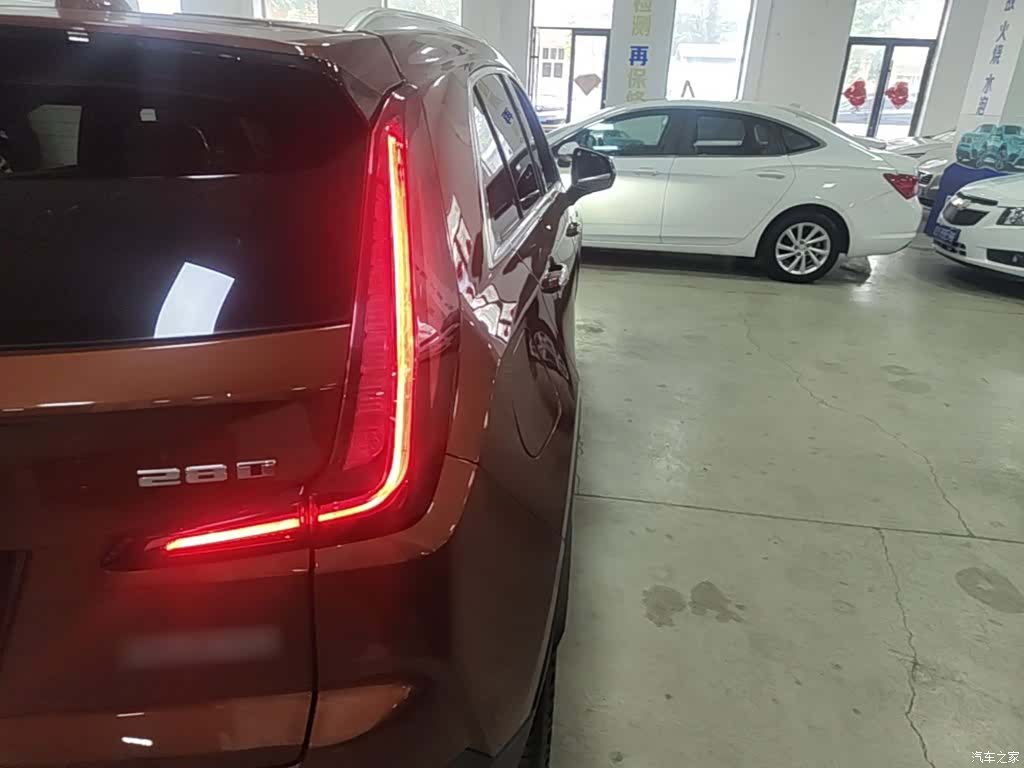 Cadillac XT4, 2020 8