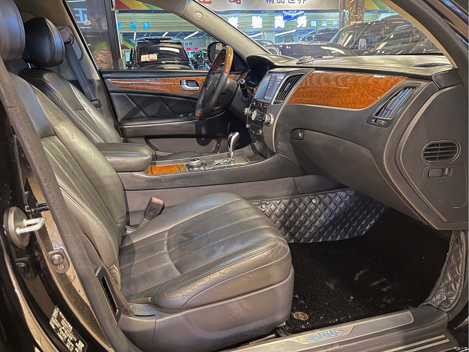 Hyundai 3.8, 2013 17