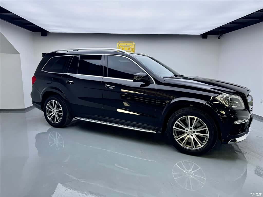 Mercedes-Benz GL-Class, 2020 3