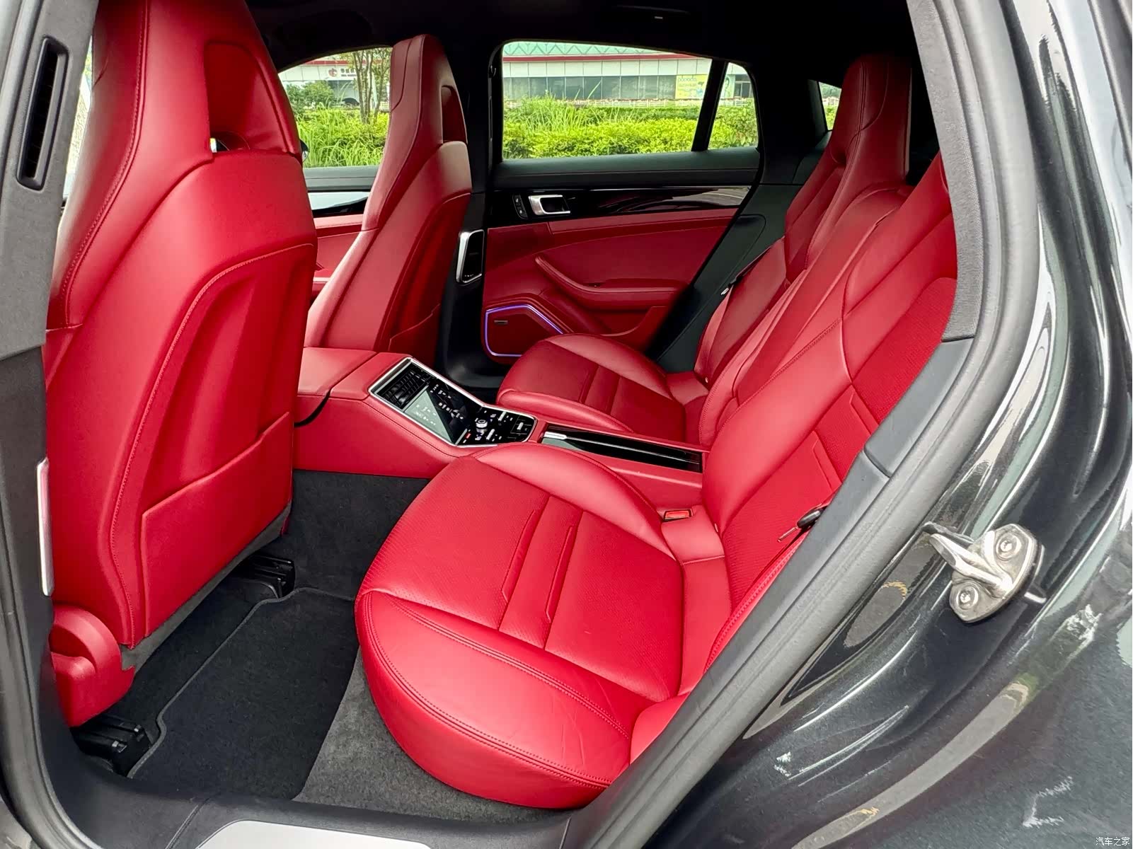Porsche Panamera, 2022 28