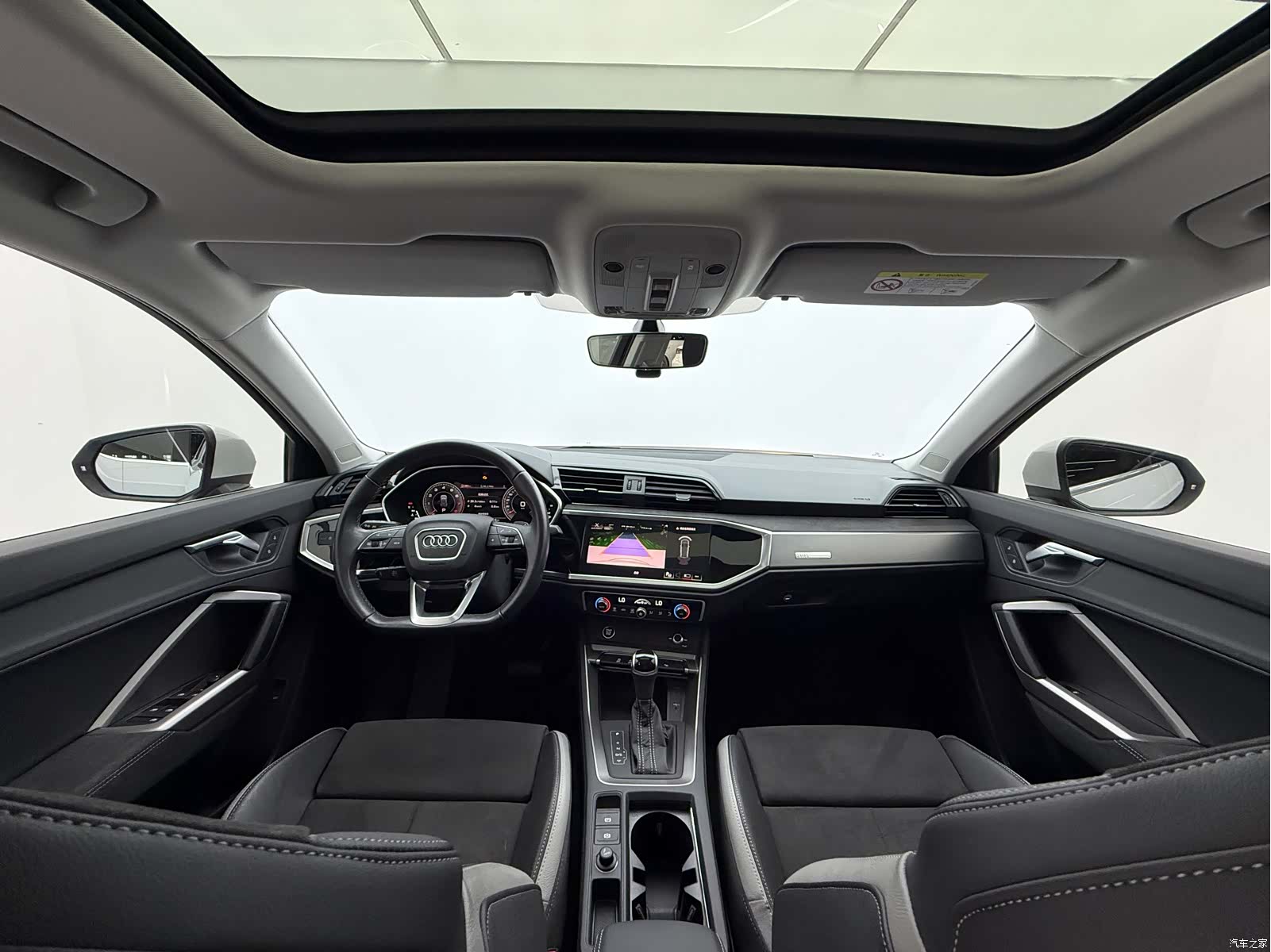 Audi Q3, 2023 9
