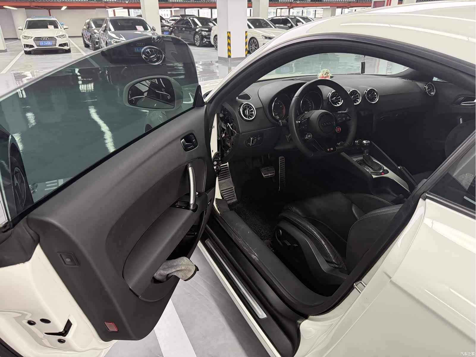 Audi TT, 2012 4