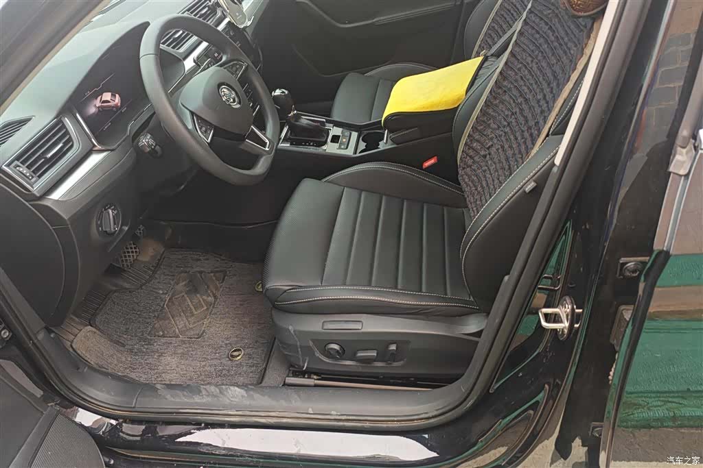 Skoda Superb, 2024 9