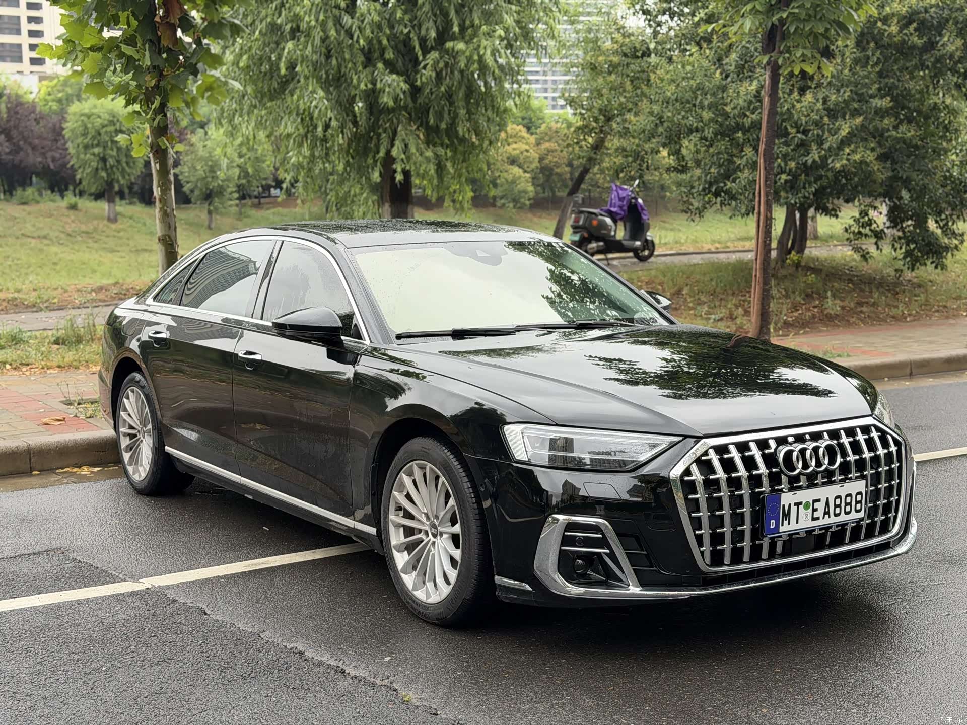 Audi A8L, 2021 3