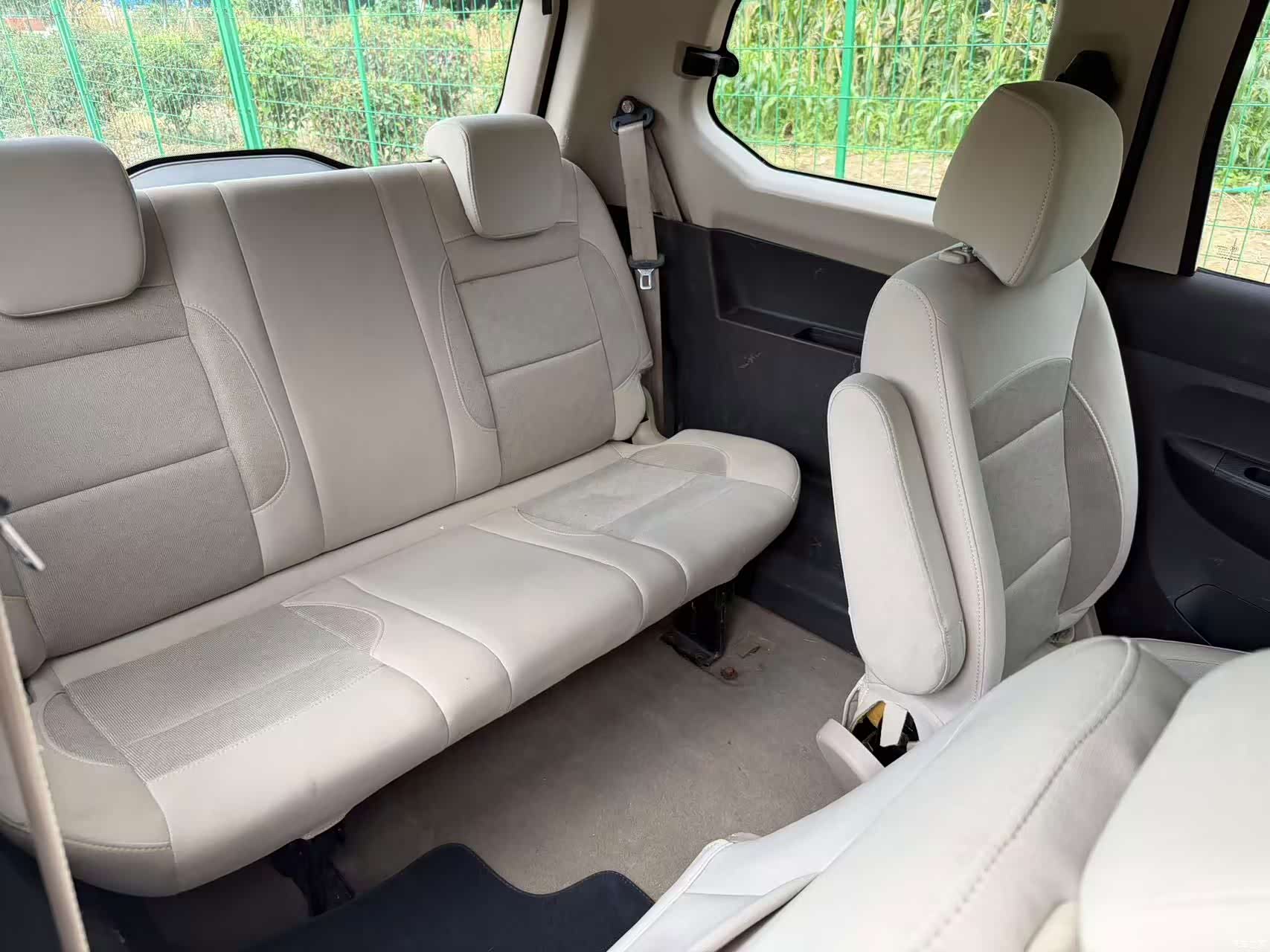 Wuling Hongguang, 2016 11