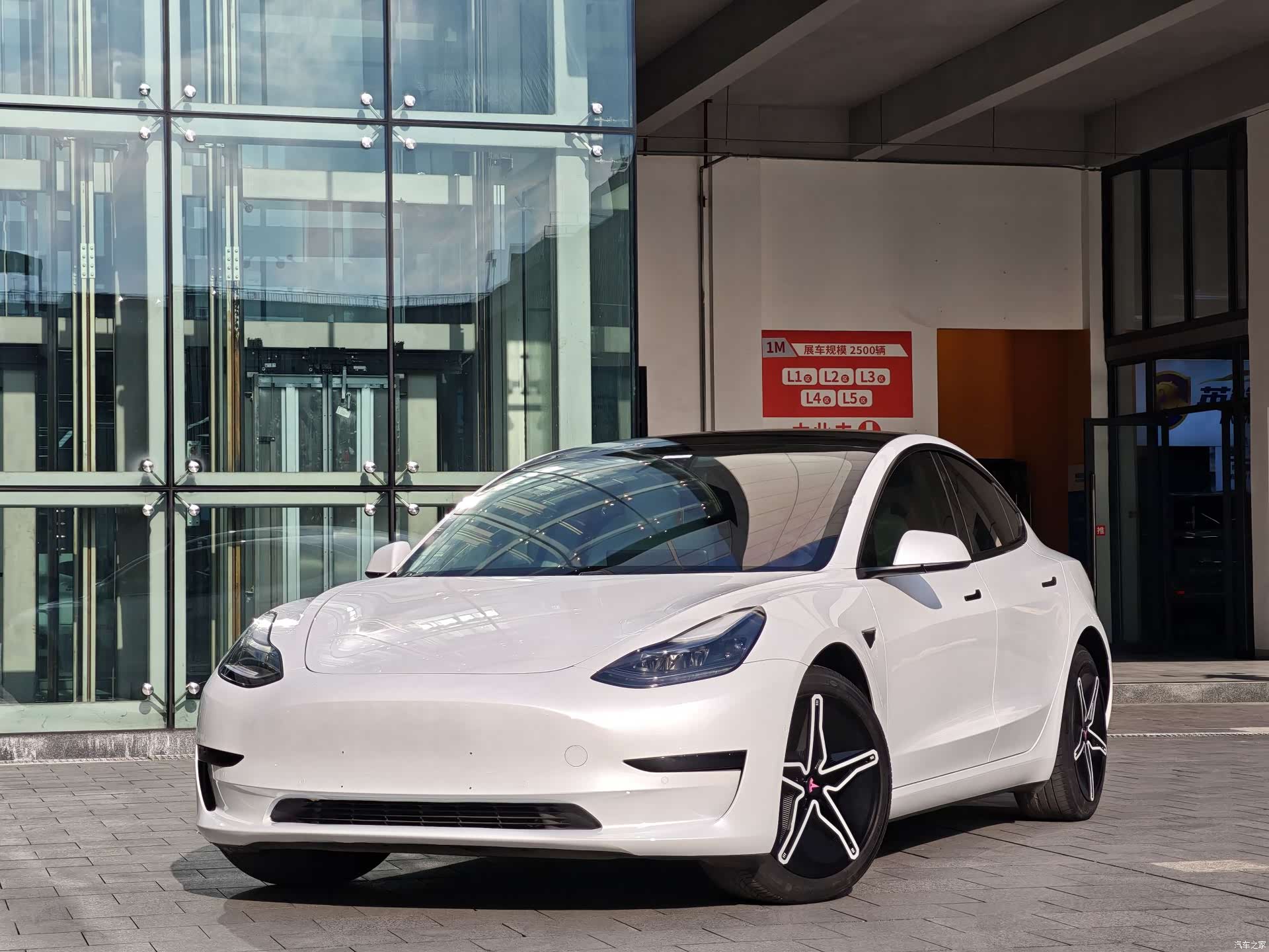 Tesla Model 3, 2021 2