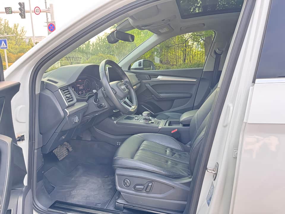 Audi Q5L Audi Q5L
