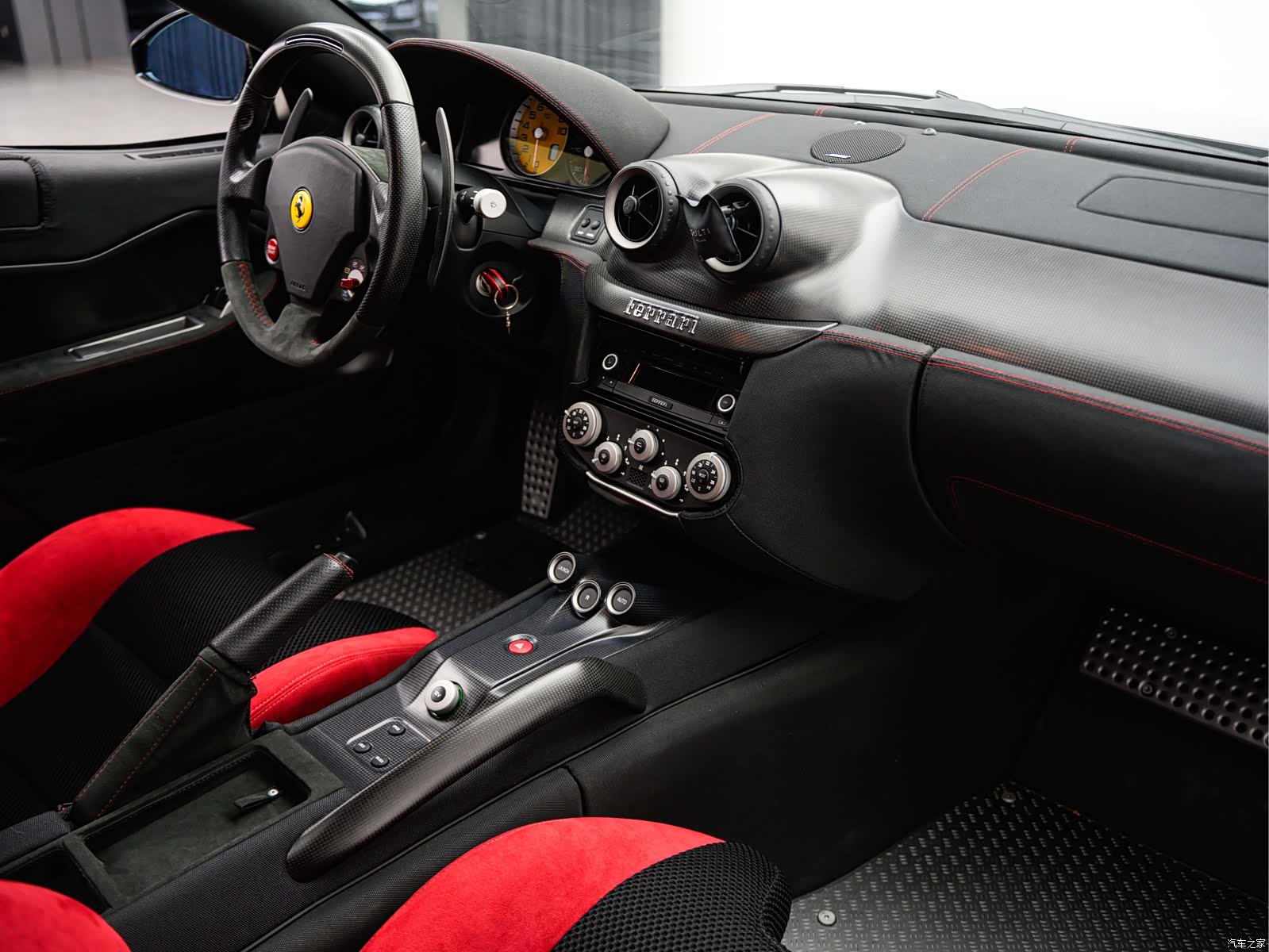Ferrari 599, 2011 23