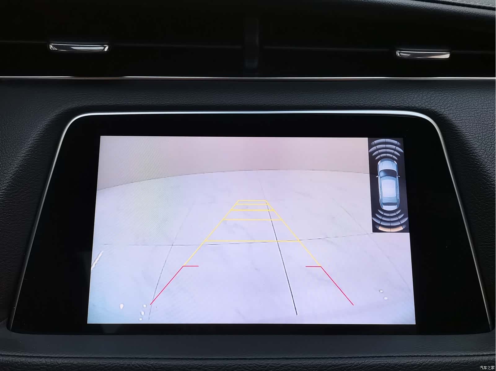 Cadillac XT4, 2021 10