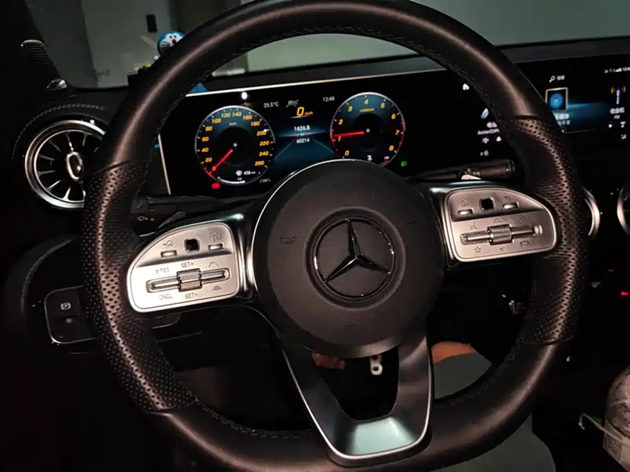 Mercedes-Benz Class A Mercedes-Benz Class A