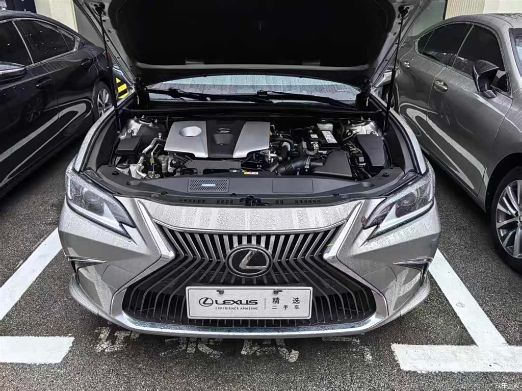 Lexus ES, 2020 7