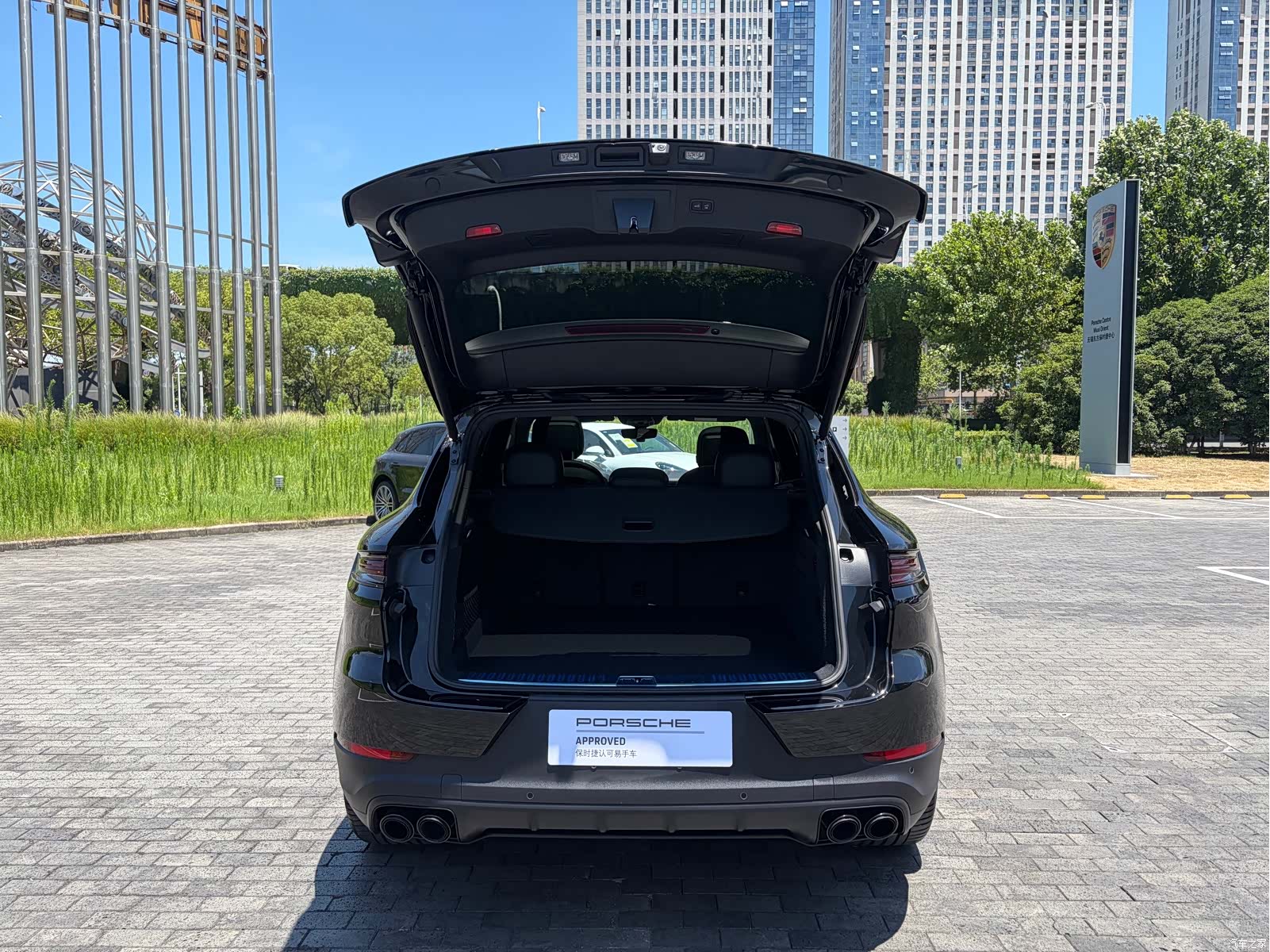 Porsche Cayenne, 2025 6