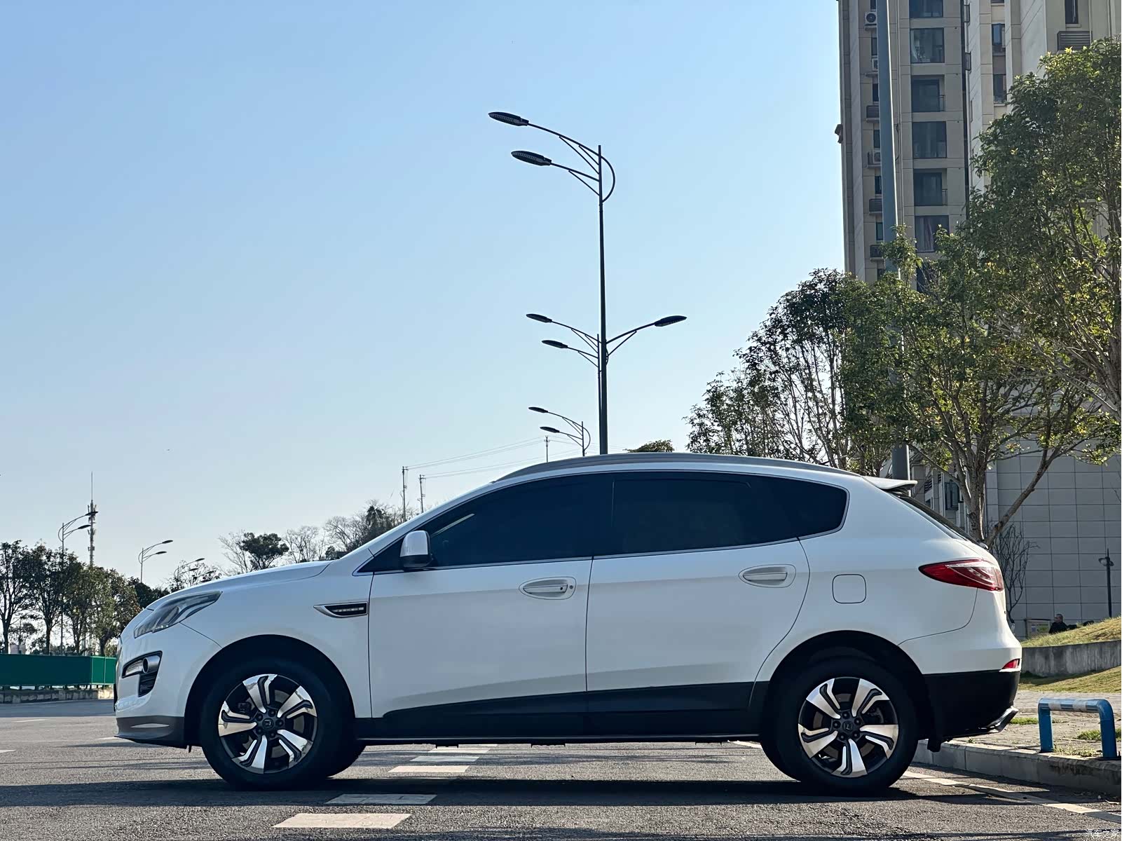 DongFeng 7, 2017 12