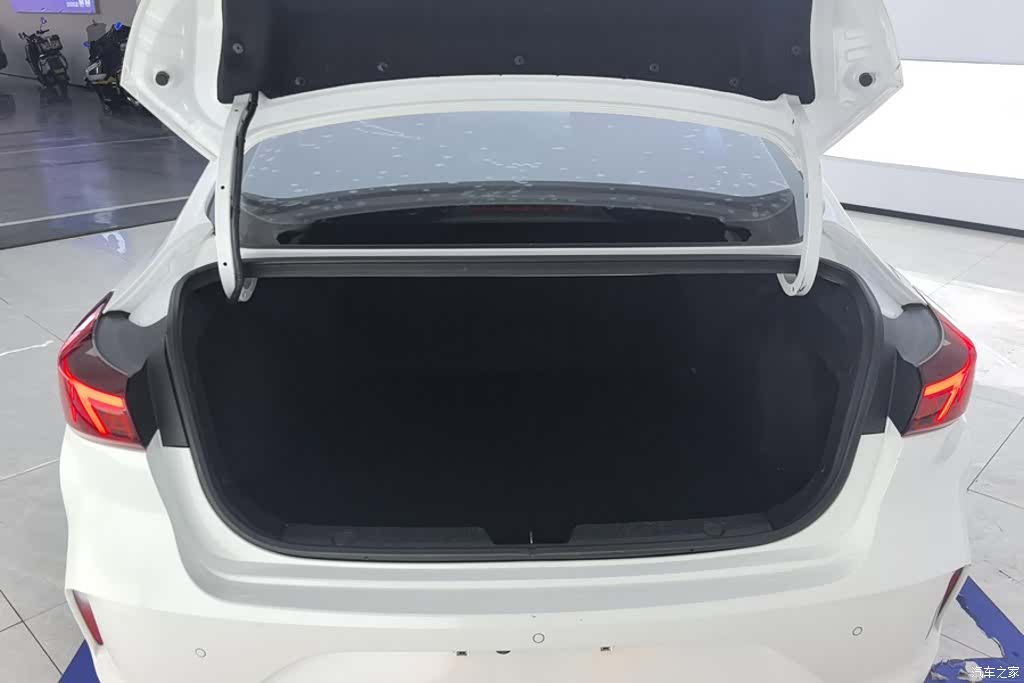 Changan Eado, 2023 4