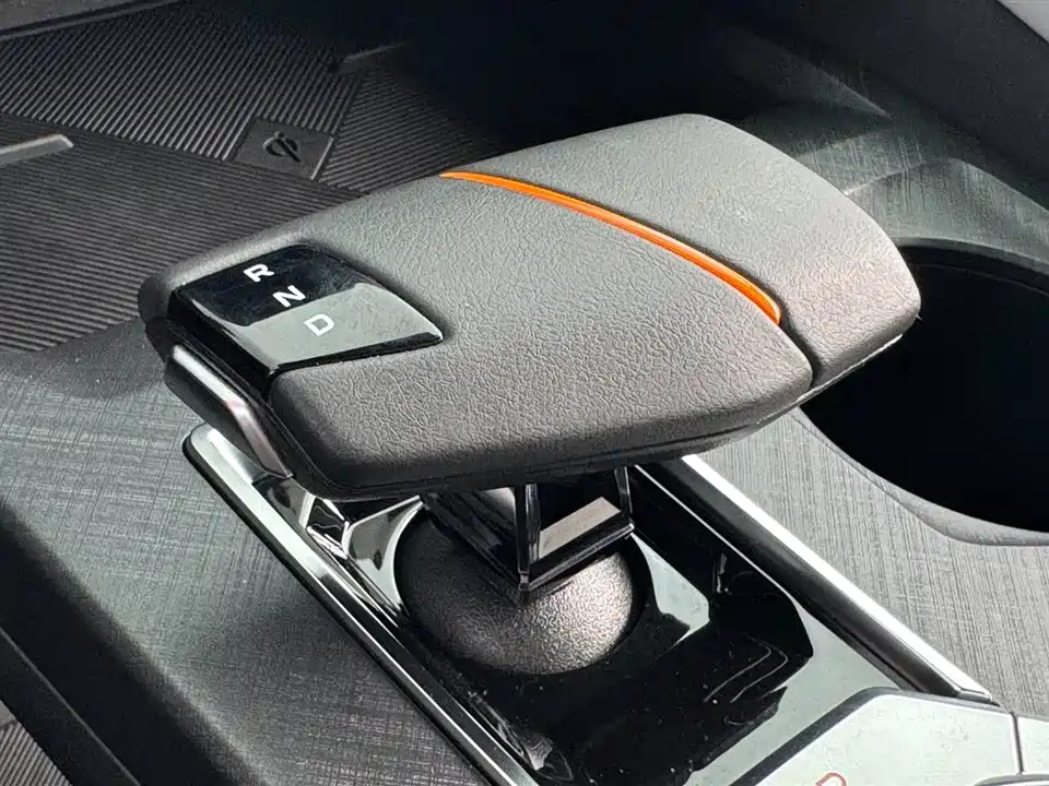 Changan UNI-V Smart iDD