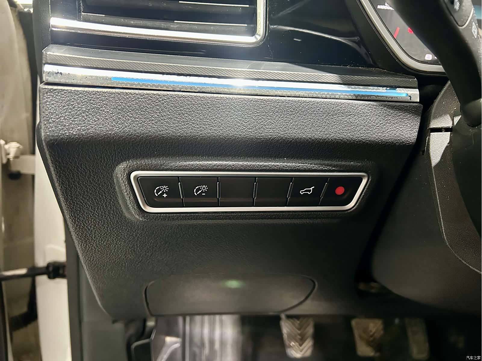 Zotye T700, 2018 17