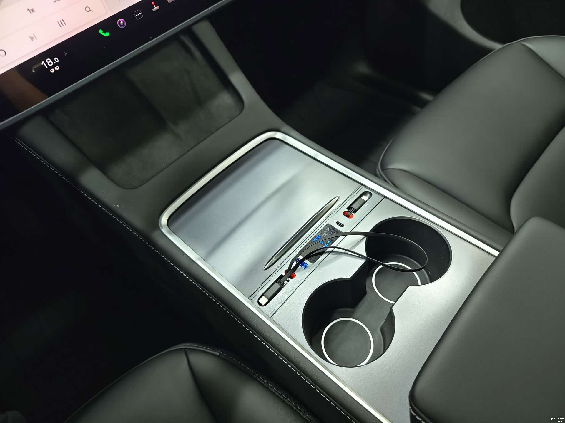 Tesla Model Y, 2023 19