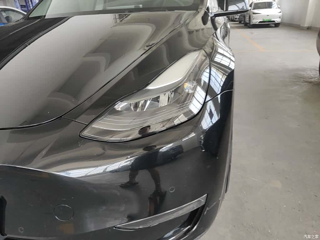 Tesla Model Y, 2021 24
